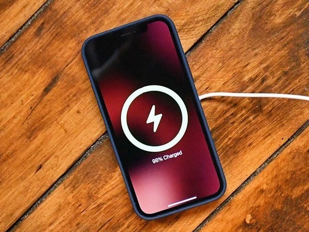 新沂苹果手机维修分享iPhone 12可以随便充电吗 